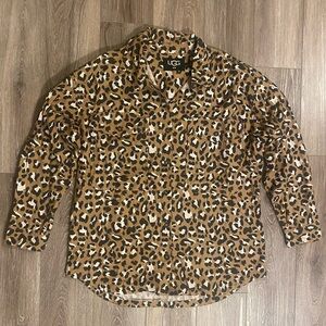 Women’s Shirt Long Sleeve UGG size Small